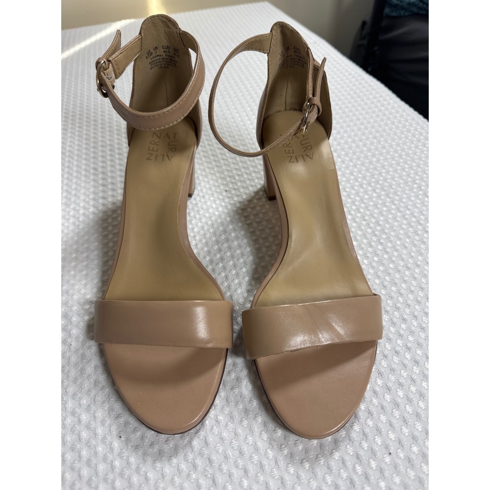 Naturalizer Sandals Women 9.5 Vera Tan Leather Block Heel Ankle Strap NWOB